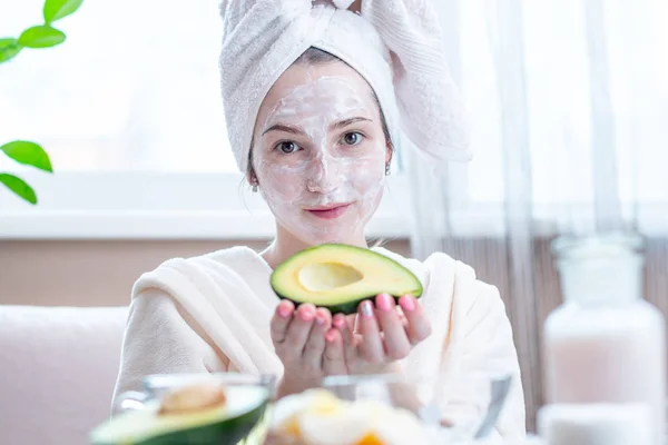  How To Get Glowing Skin Naturally In A Week"