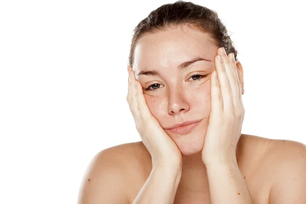 What Causes Dry Skin On Face