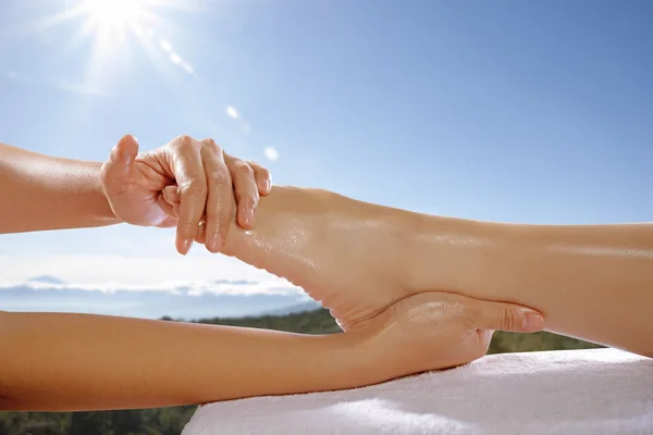 Remove Tan From Hands And Legs In One Day