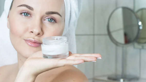 Worst Skin Care Products For Your Face